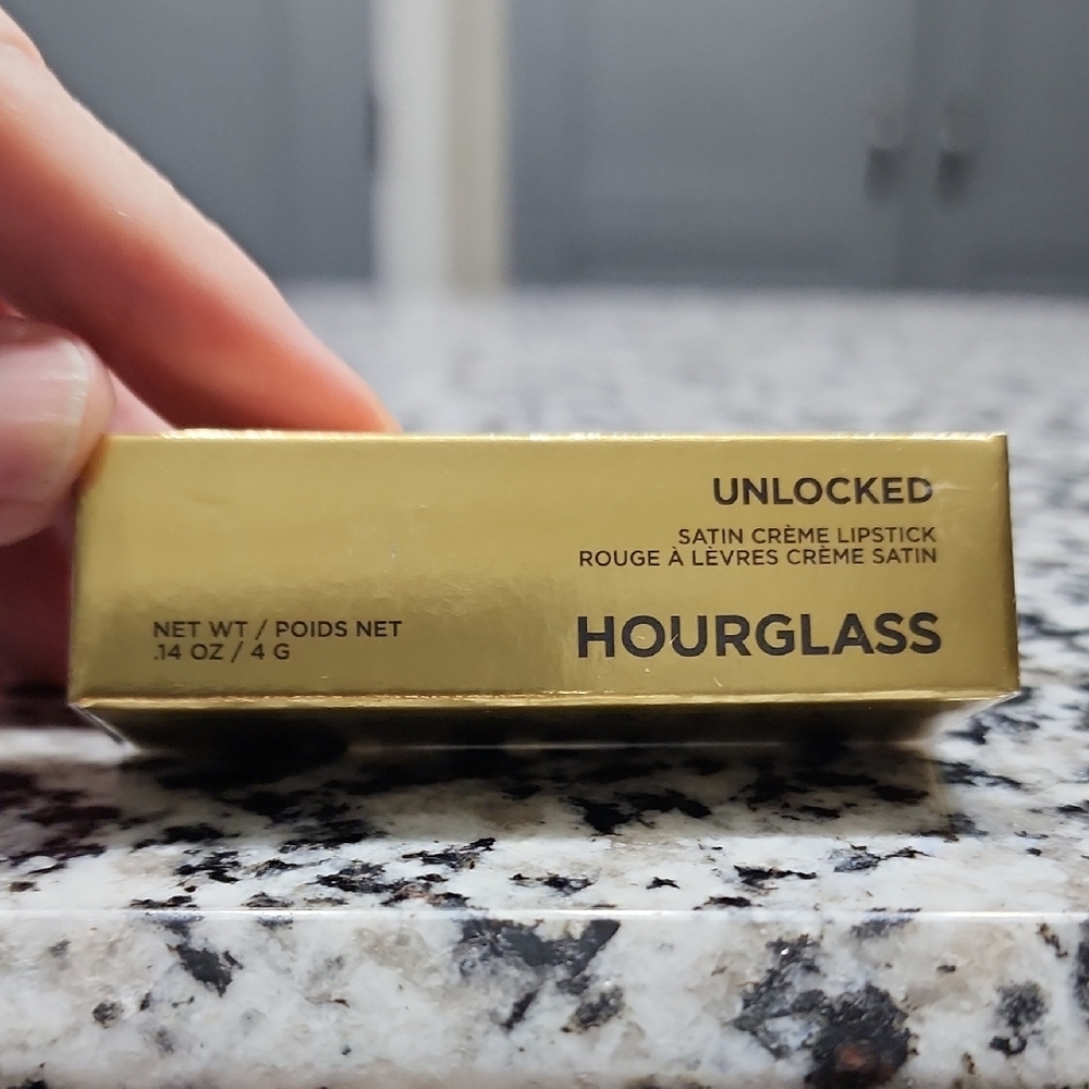 Hourglass Unlocked Satin Crème Lipstick in Larch